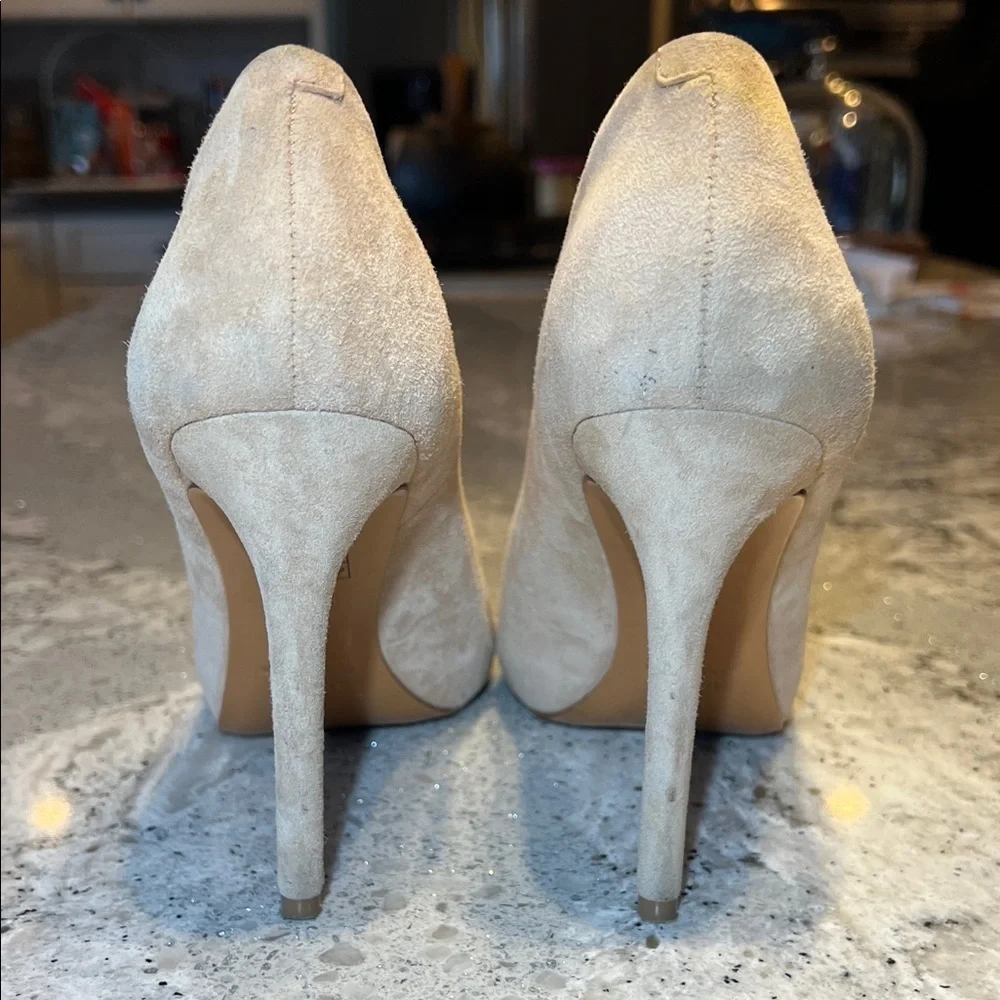 Vince Camuto chic vince